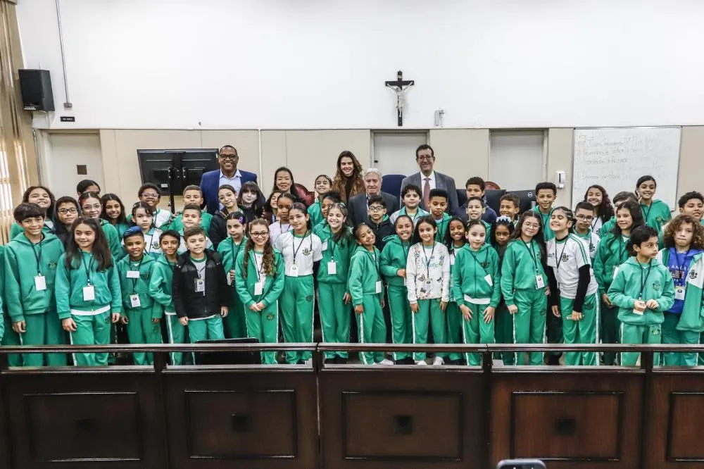 Autoridades mirins dos Poderes Legislativo, Executivo e Judiciário 