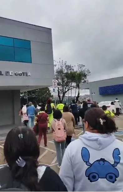 Prefeitura de Cotia notifica Cotia Ambiental após demissões de funcionárias da limpeza escolar