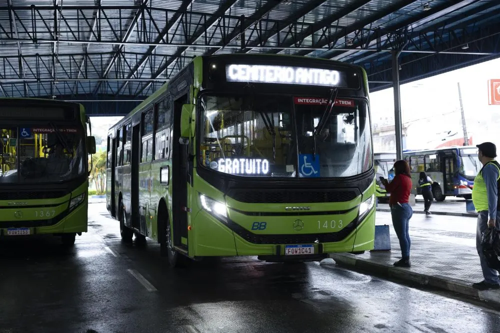 Prefeitura de Itapevi oferece transporte gratuito e reforça segurança nos cemitérios no Dia de Finados
