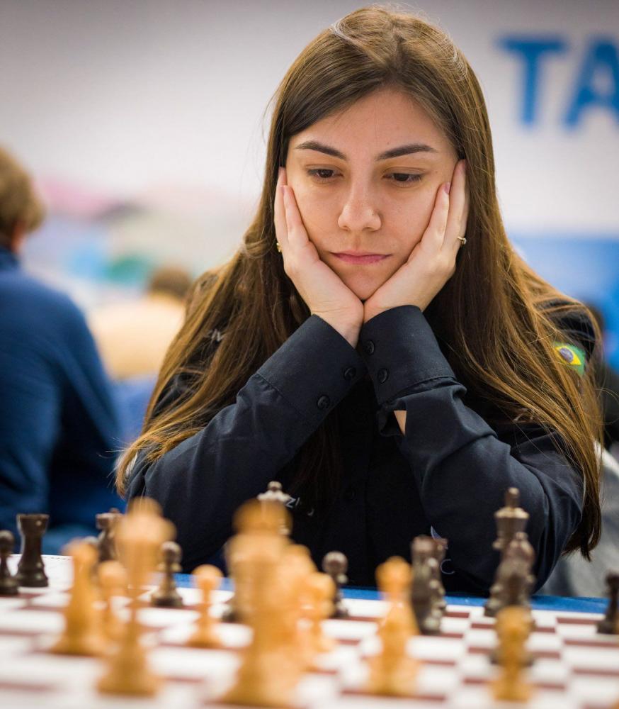 Osasquense Júlia Alboredo conquista 4º lugar em torneio de xadrez